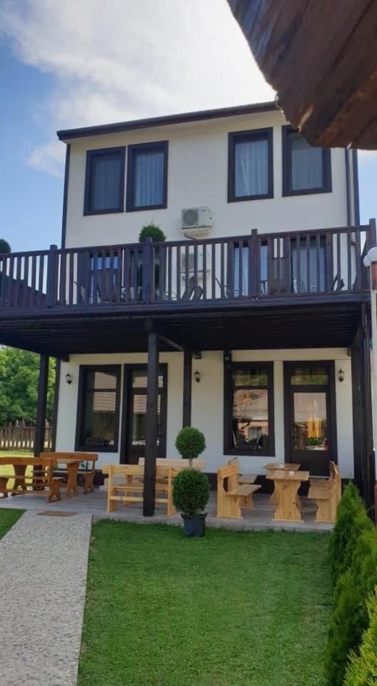 Hotel Бялата Къща Kirkowo Zewnętrze zdjęcie